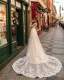 Modern Long Sleeves Mermaid Lace Ivory Wedding Dresses