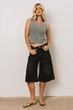 Alden Bermuda Shorts in Black