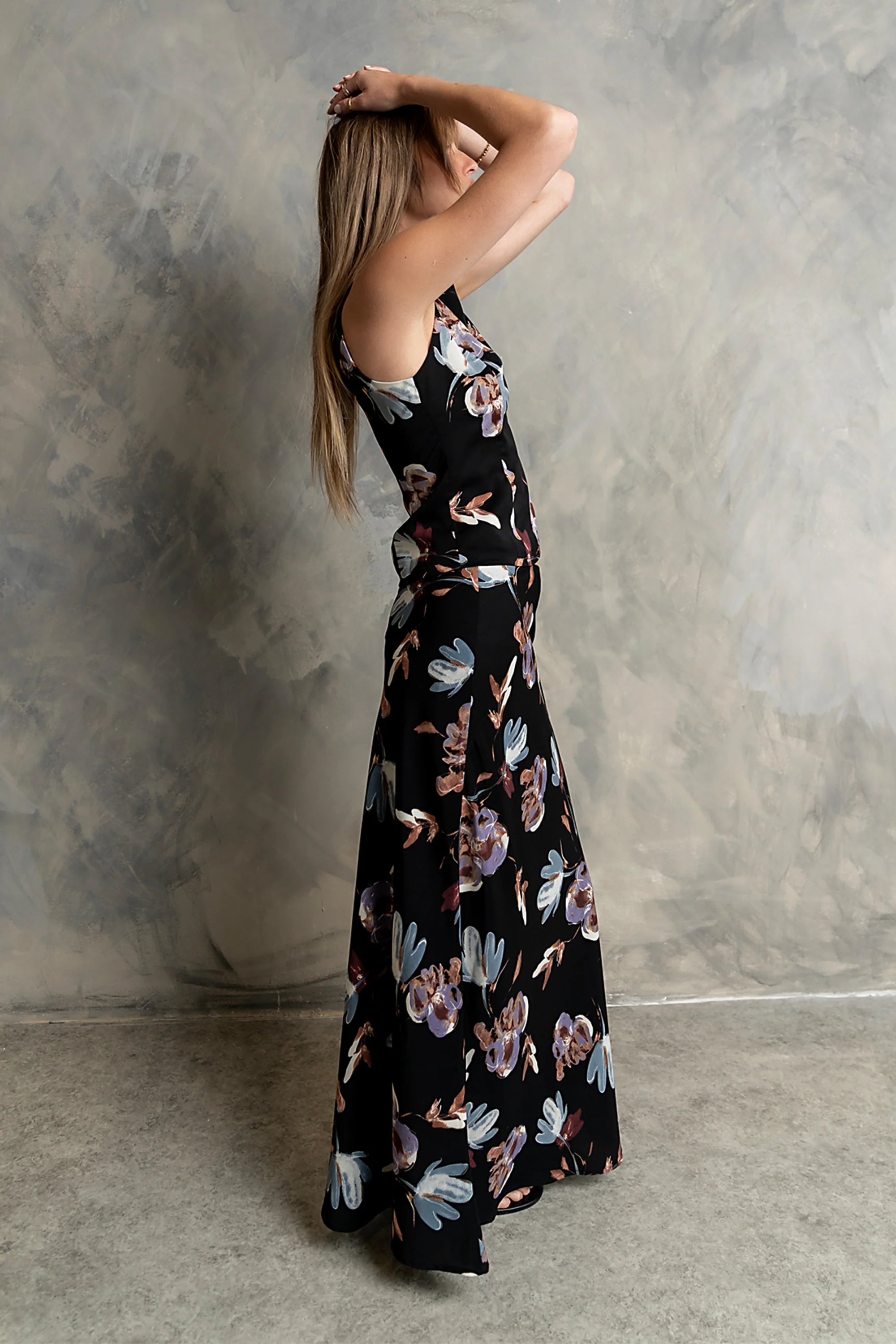 Eden Floral Midi Skirt in Black