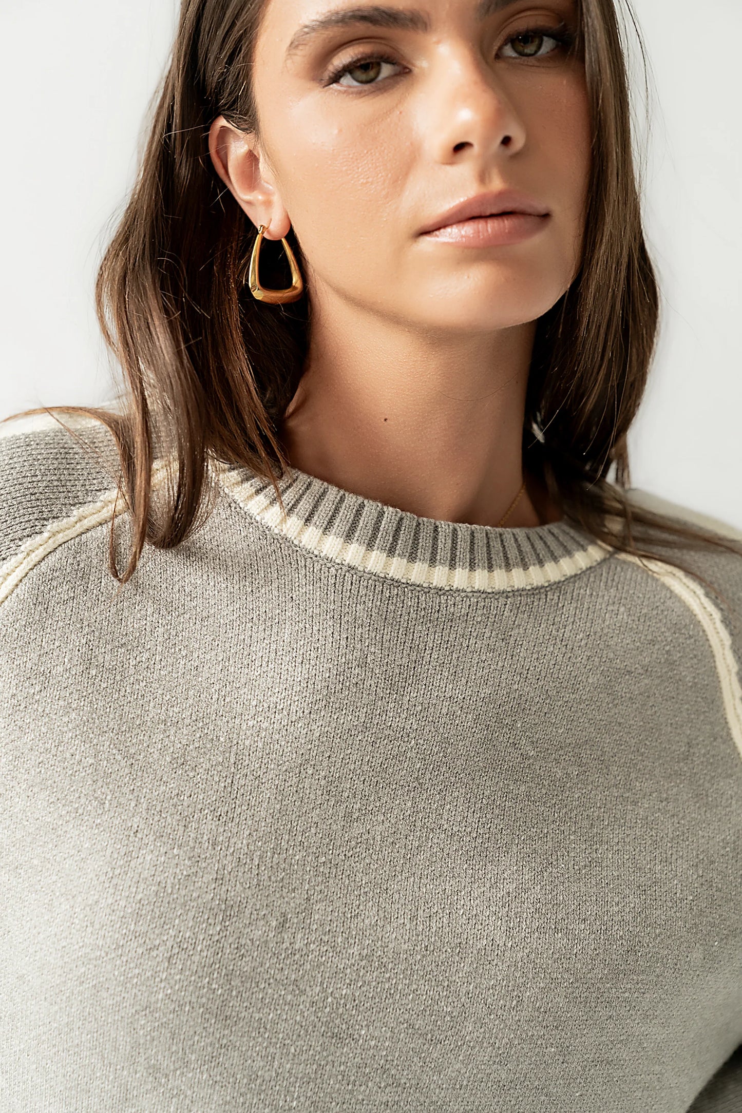 Kenna Contrast Sweater in Heather Grey