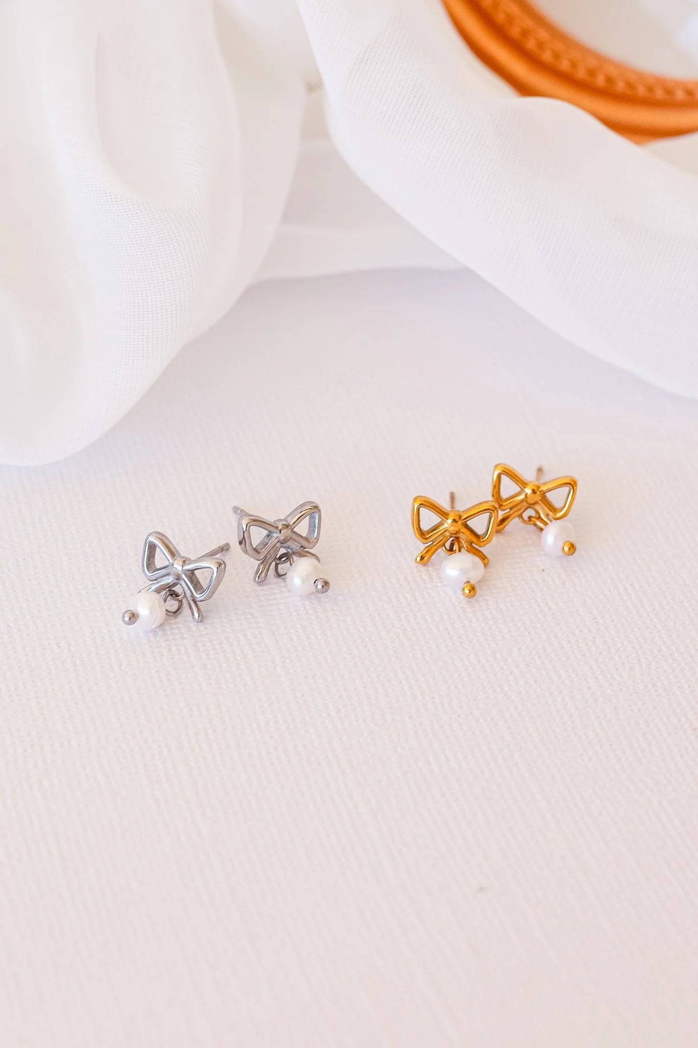 Jane Bow Pearl Drop Earring