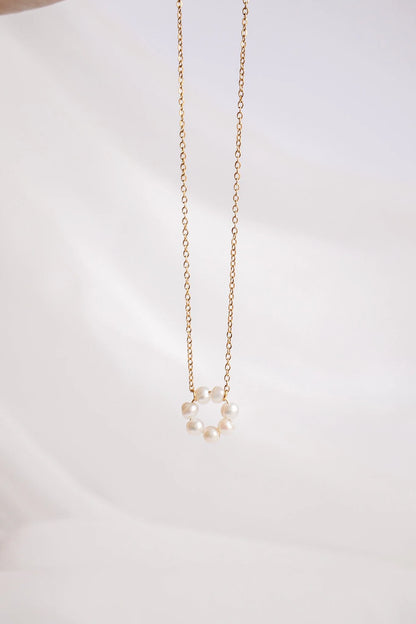 Lucy Necklace in Freshwater Pearl