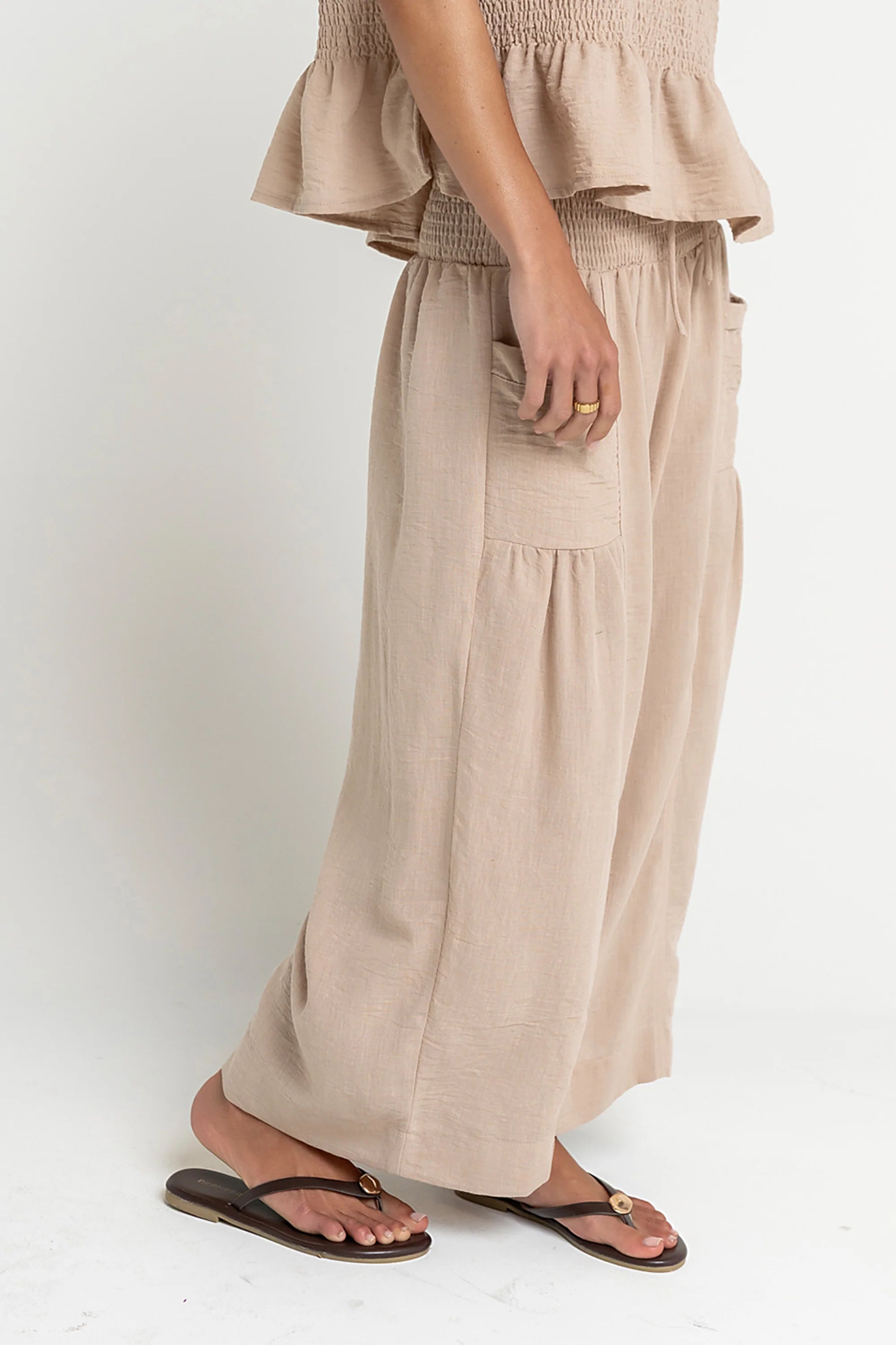 Ashton Wide Leg Pants in Taupe