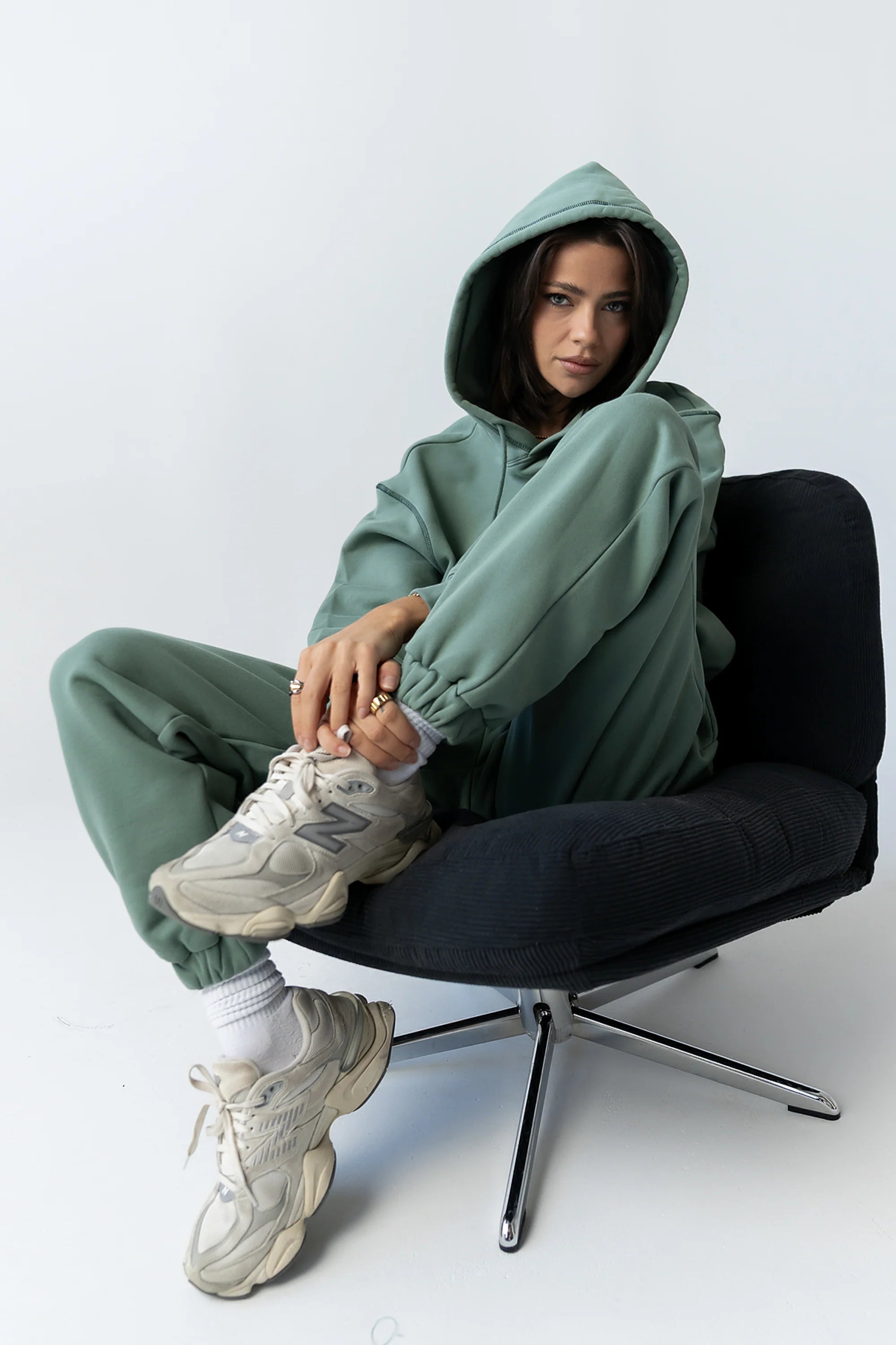 Mozie Contrast Joggers in Teal