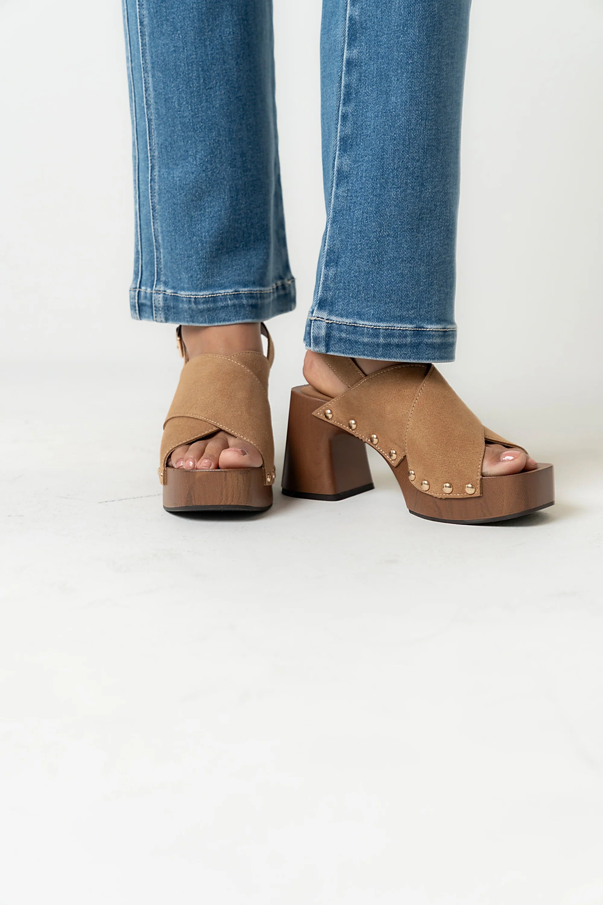 Pamela Block Heels in Tan