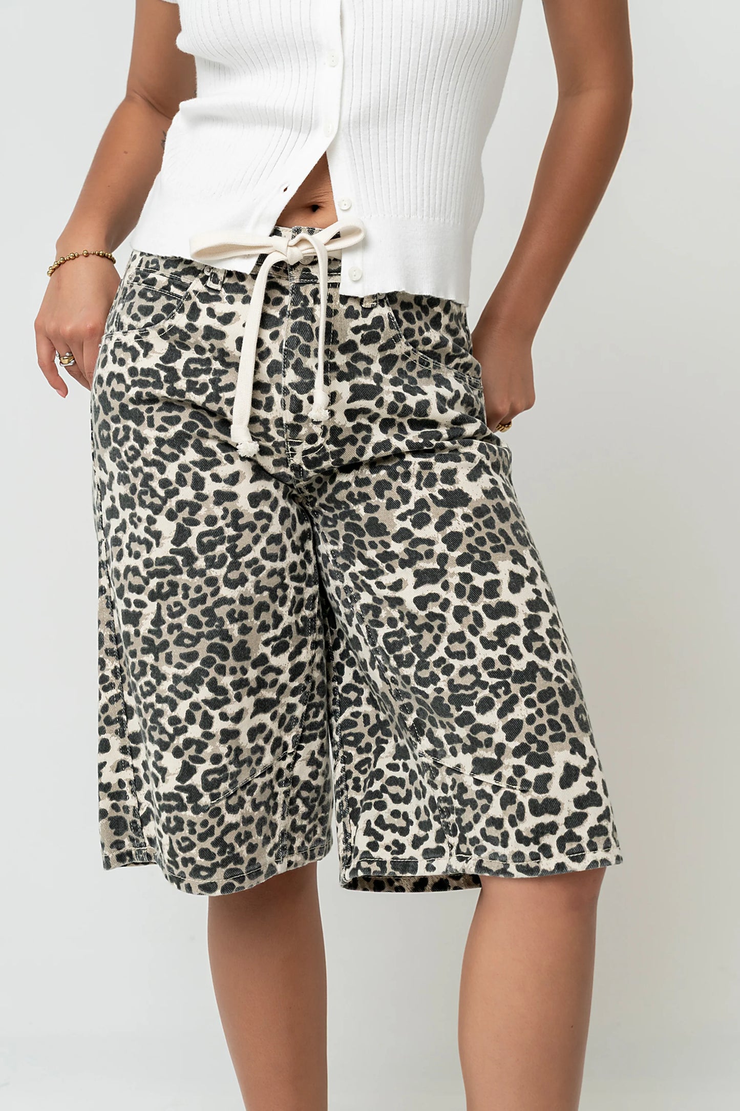 Briggs Leopard Barrel Jorts