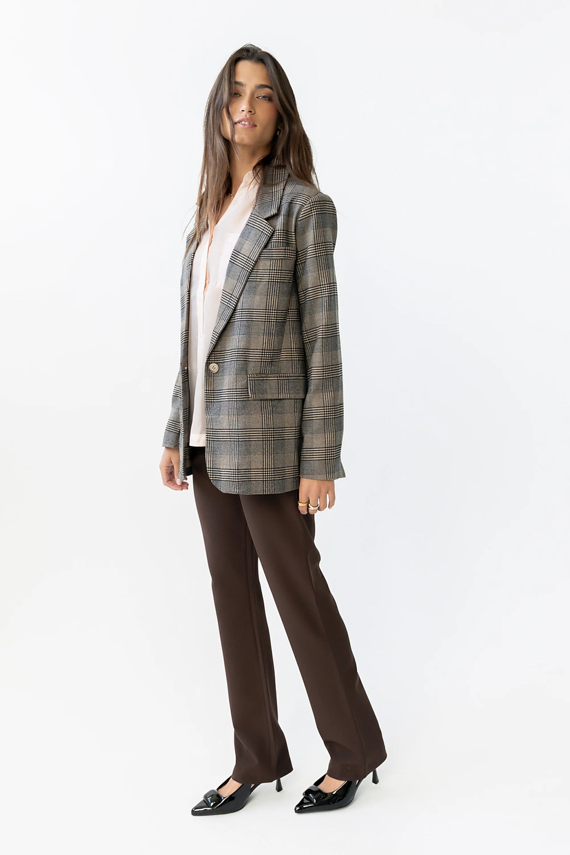 Montie Straight Leg Trousers in Brown