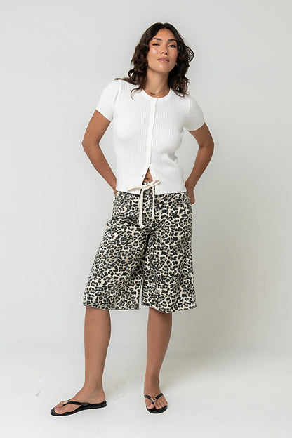 Briggs Leopard Barrel Jorts