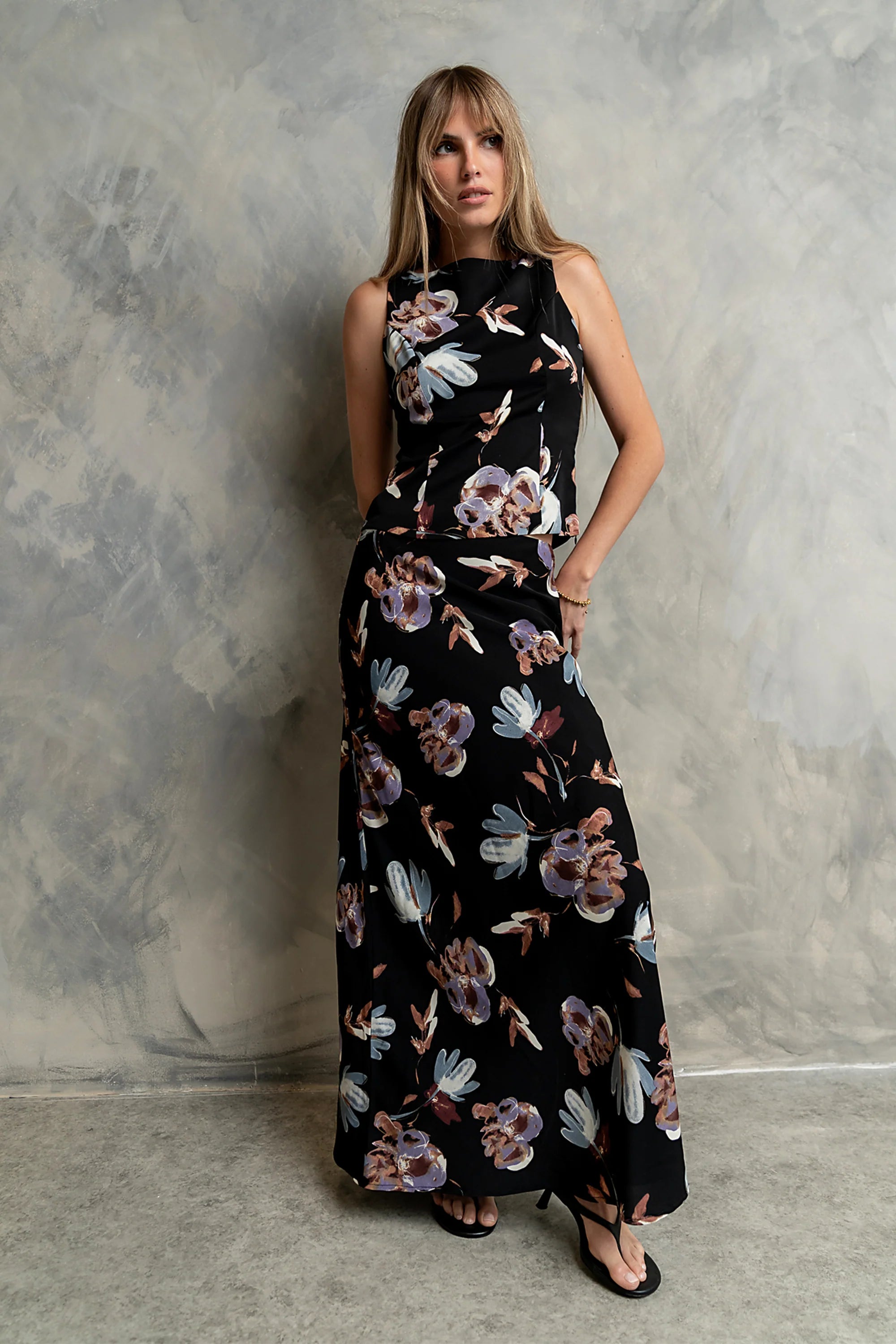 Eden Floral Midi Skirt in Black