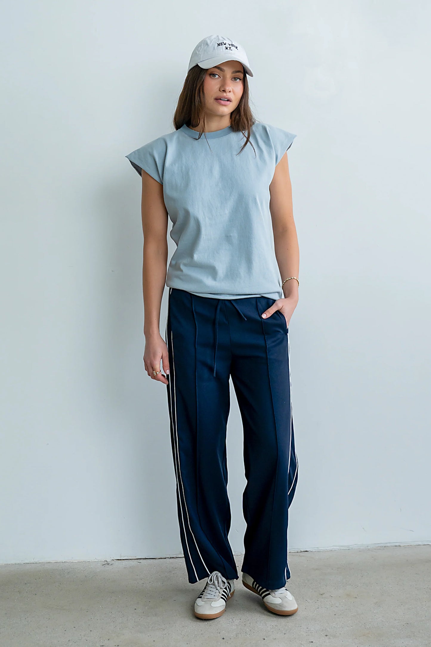 Vinnie Muscle Tee in Blue