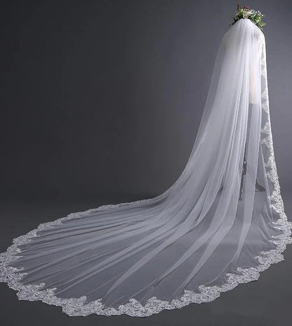 Spanish Vintage Inspired Cathedral Mantilla Veil
