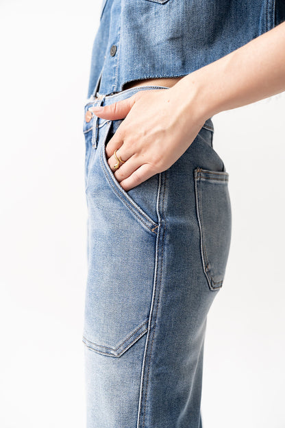 Ariya Straight Leg Jeans