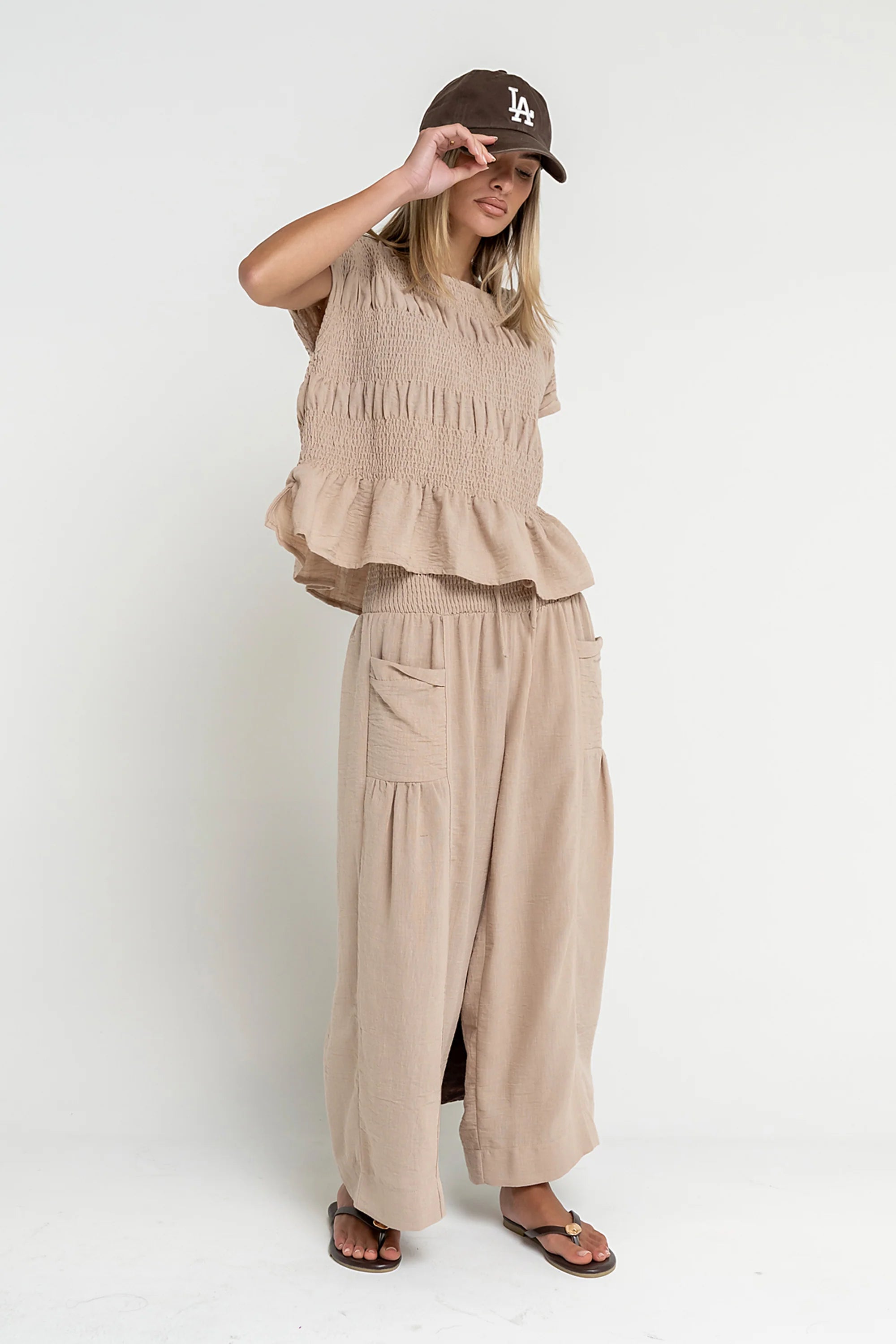 Ashton Wide Leg Pants in Taupe