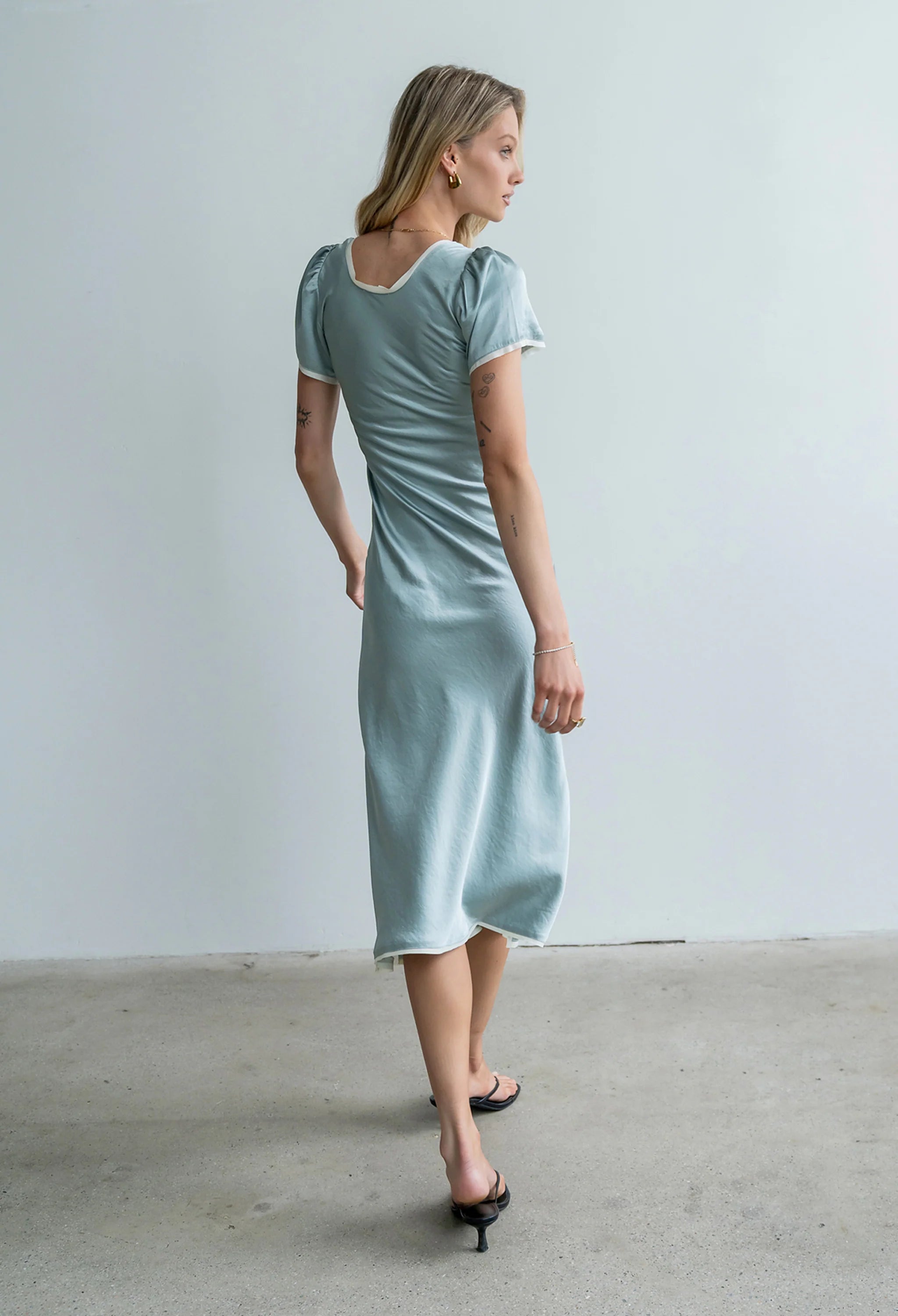 Austia Midi Dress in Light Blue