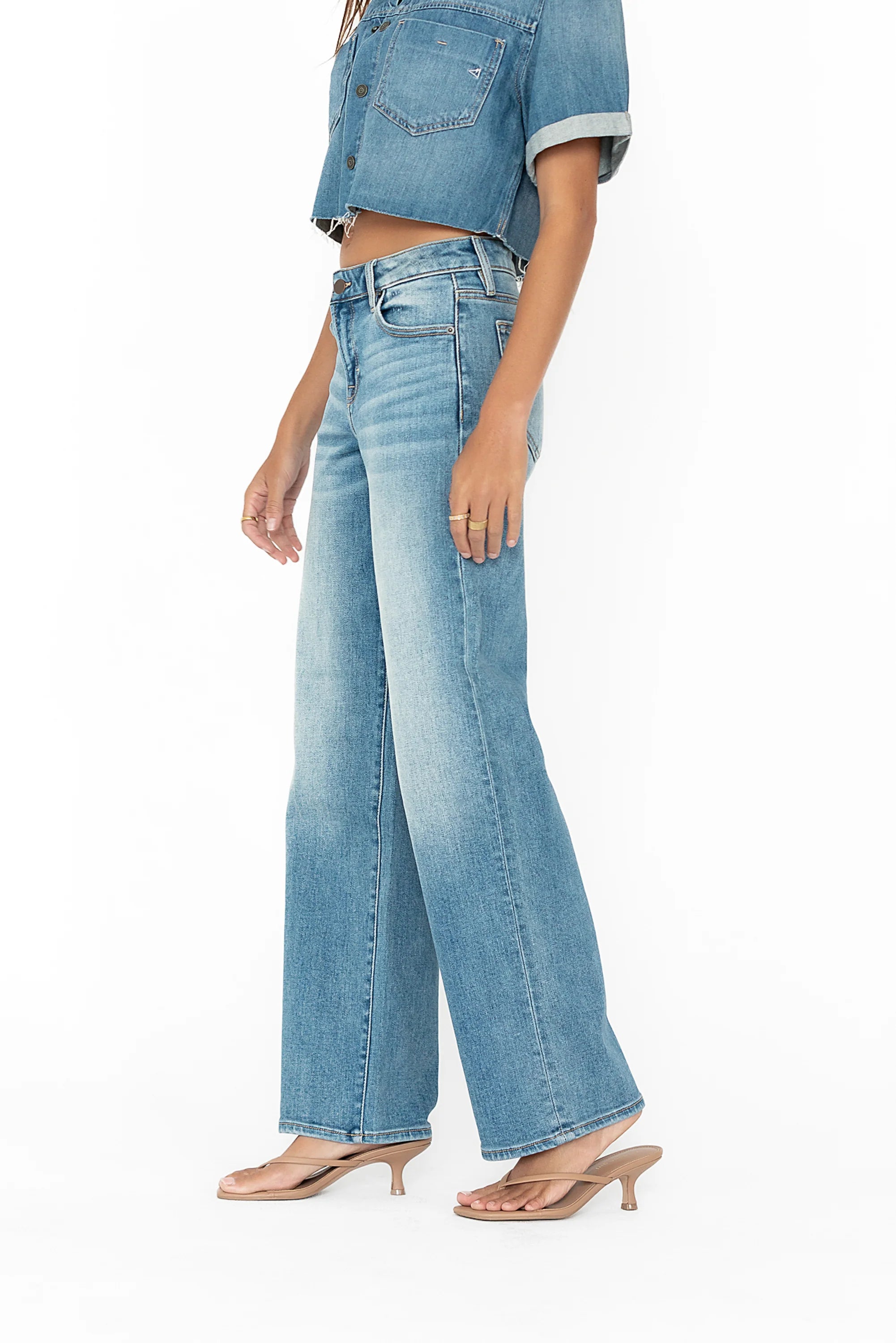 Sloane Wide Leg Jeans in Medium Wash