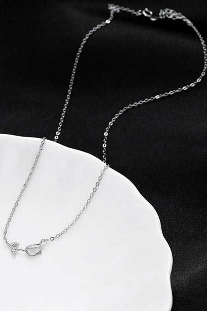 Tulip Pendant Clavicle Necklace