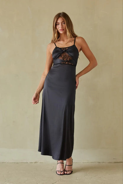 Selma Twist Lace Maxi Dress