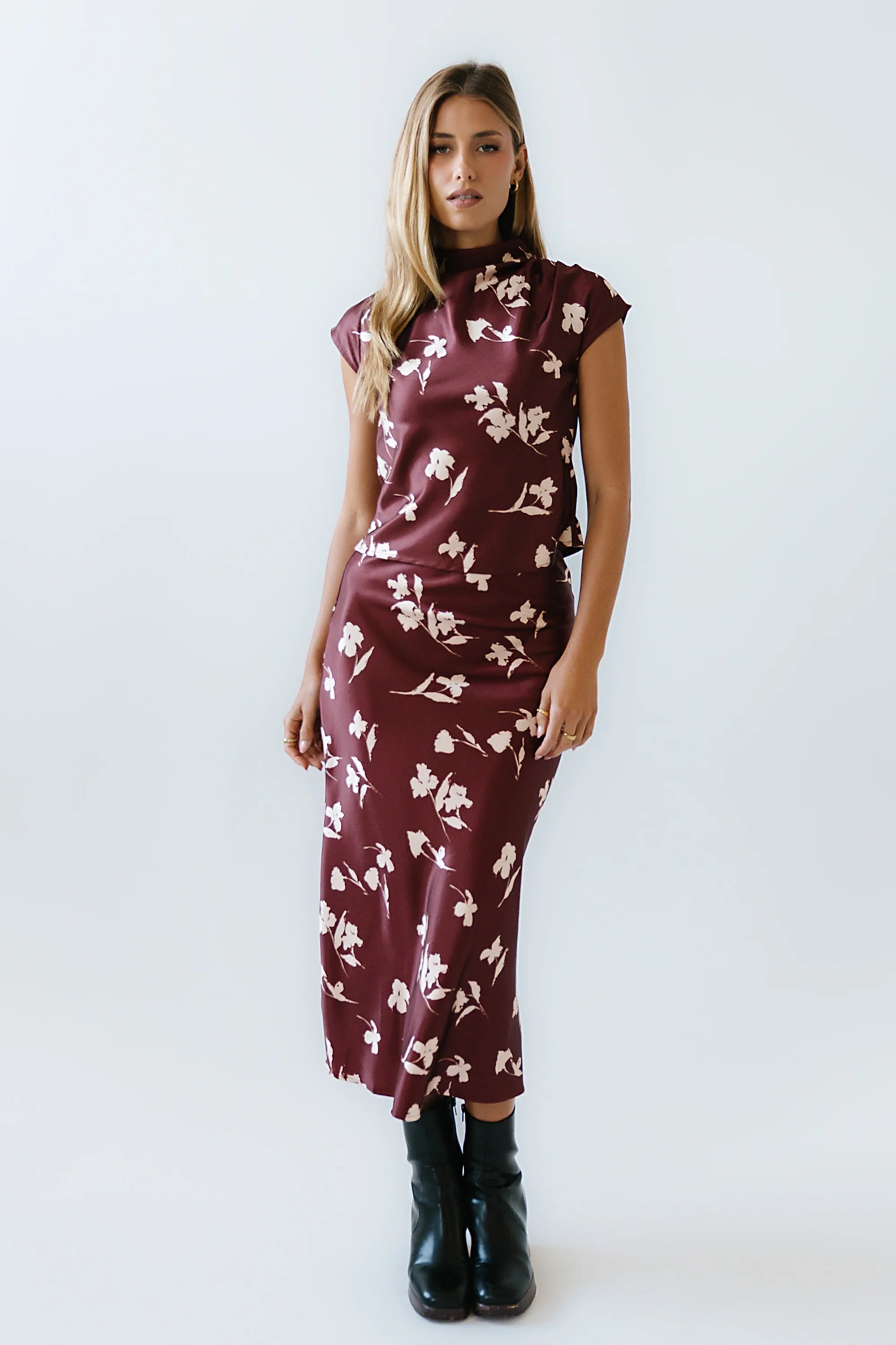 Carsyn Floral Maxi Skirt in Red Brown
