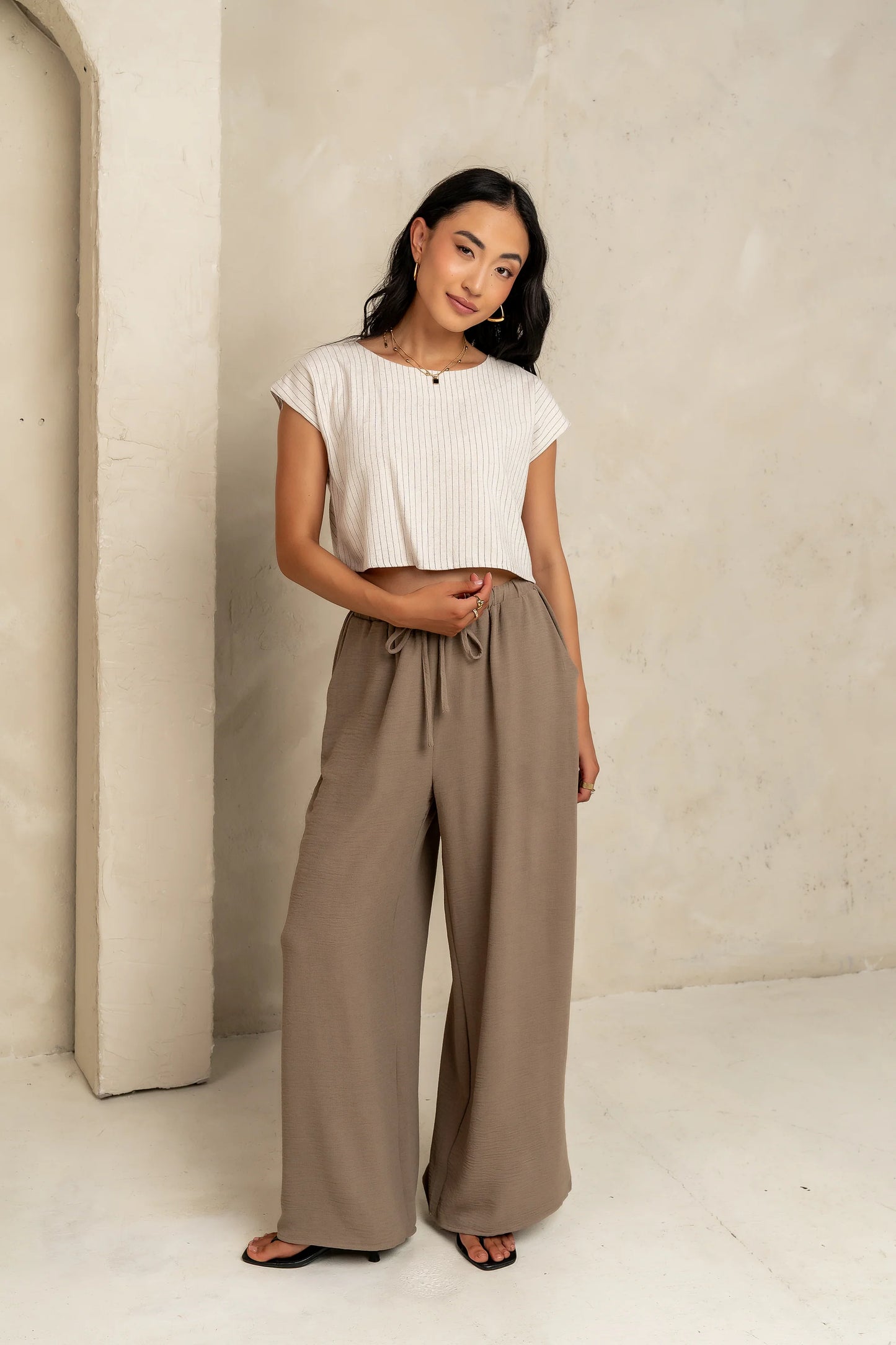 Salma Wide Leg Pants in Taupe
