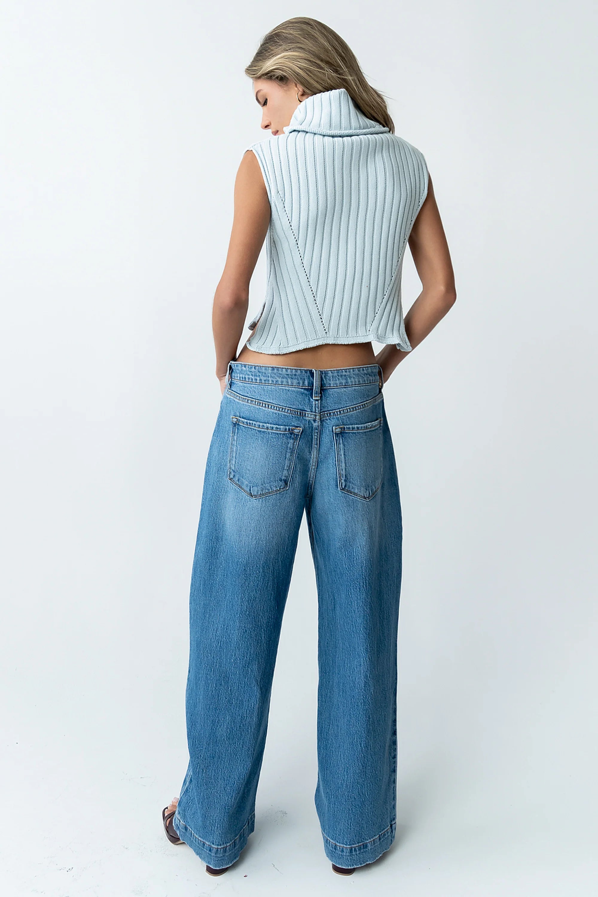 Timothy Sleeveless Sweater in Blue