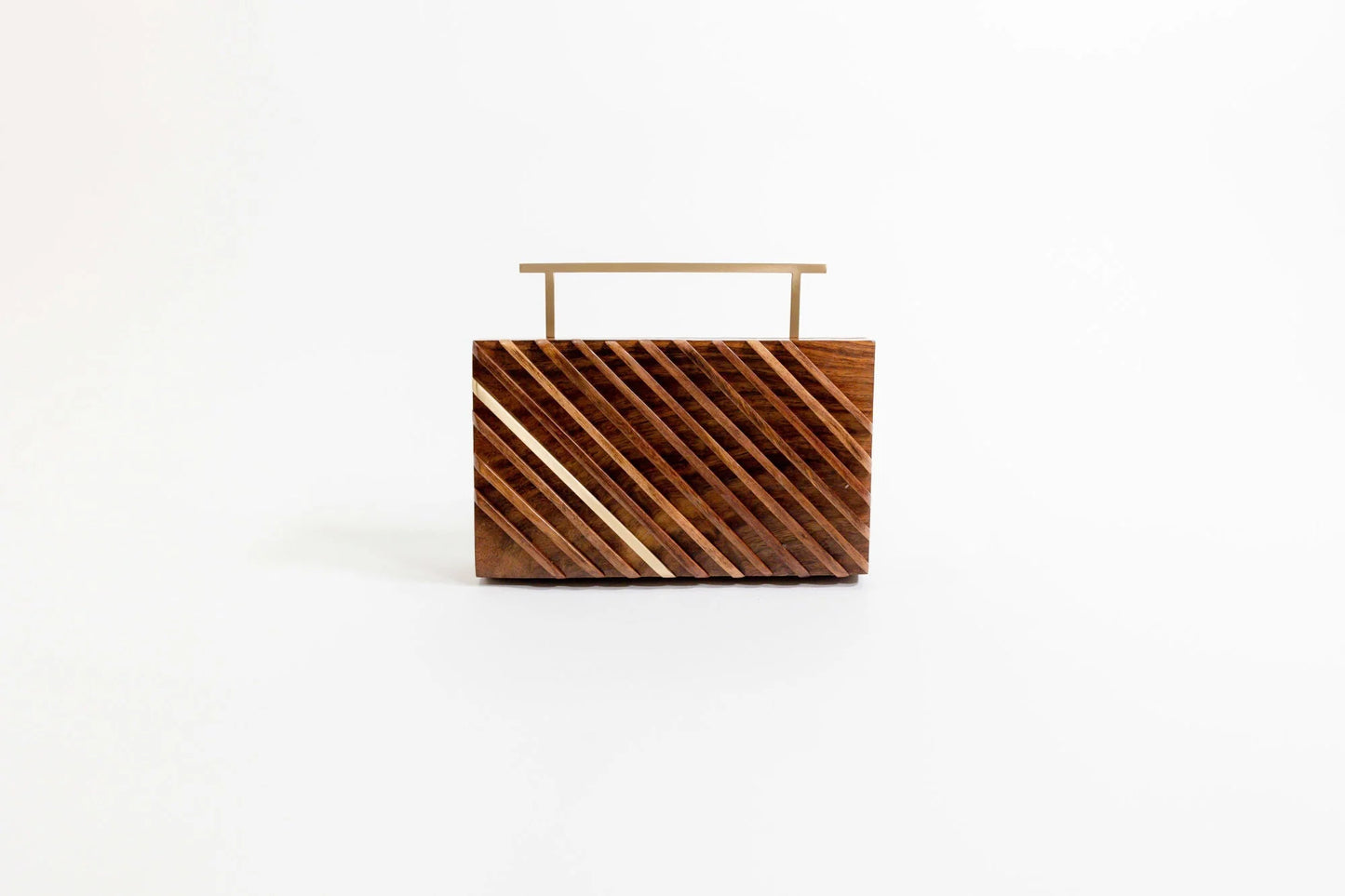 Gleaming Edge Clutch
