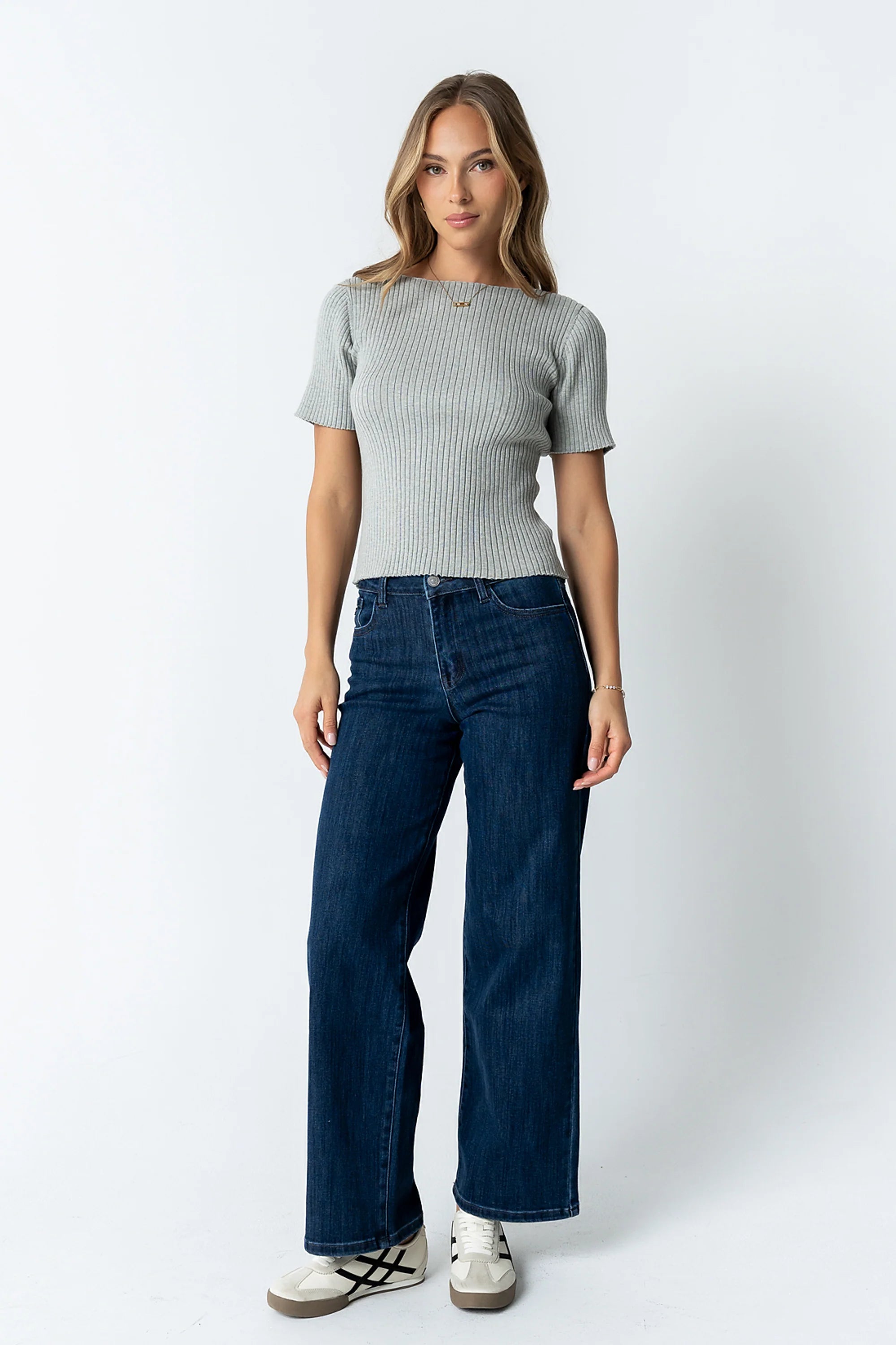 Waylen Ribbed Sweater in Heather Grey