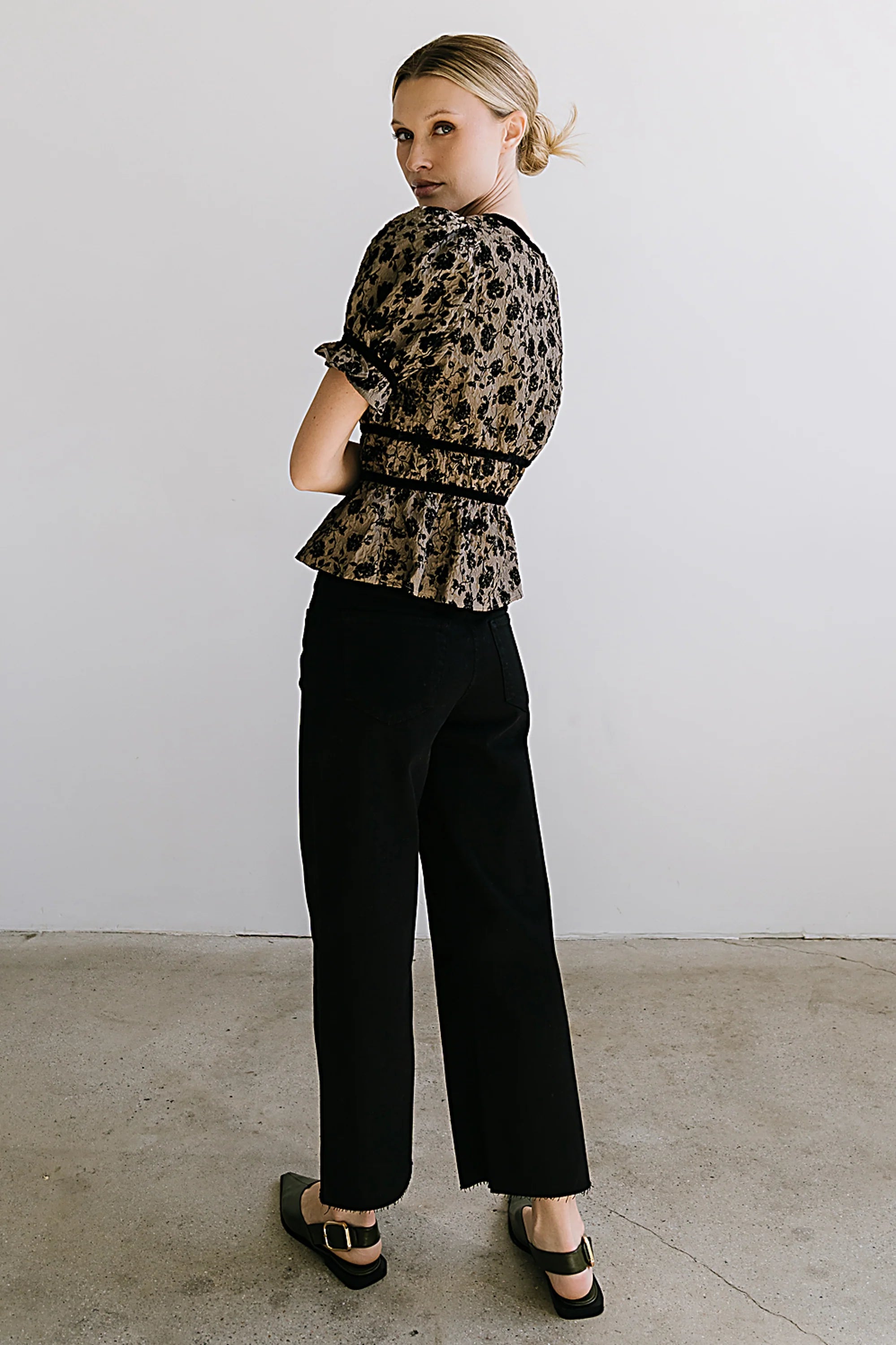 Tallie Floral Blouse in Mocha FINAL SALE