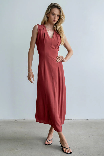 Noah Midi Dress in Berry
