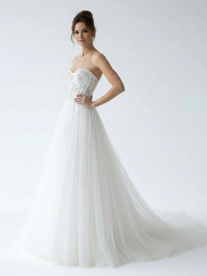 Charming A Line Strapless Tulle Lace Wedding Dresses