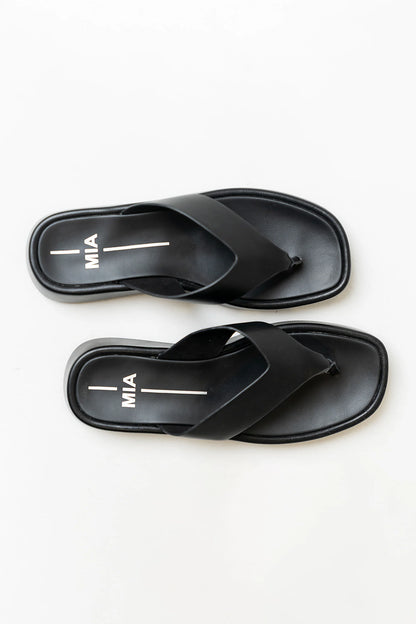 Lola Platform Sandal in Black