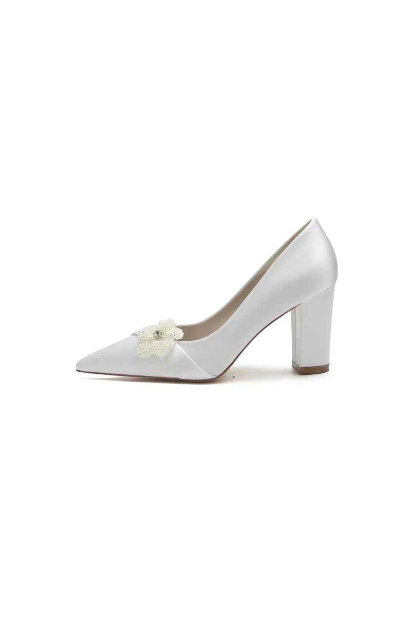 Beaded Pointed Toe Slip on Wedding Shoes With Flower