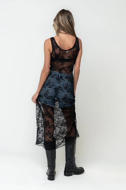 Oshen Lace Maxi Dress