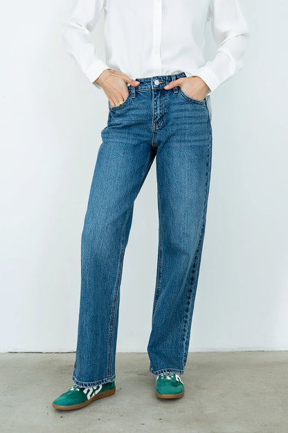 Marshall Straight Leg Jeans in Dark Wash