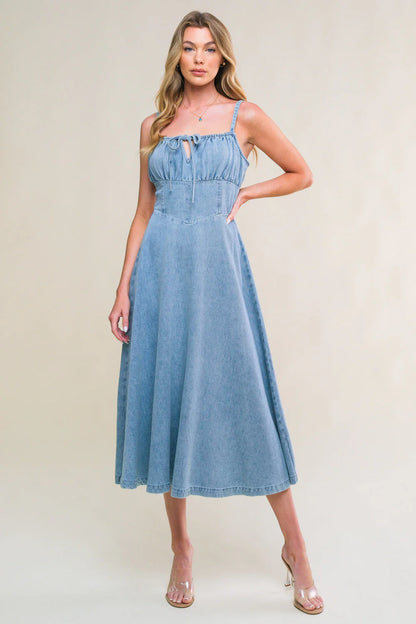 FESTIVAL DAYS FRONT TIE DENIM MIDI DRESS