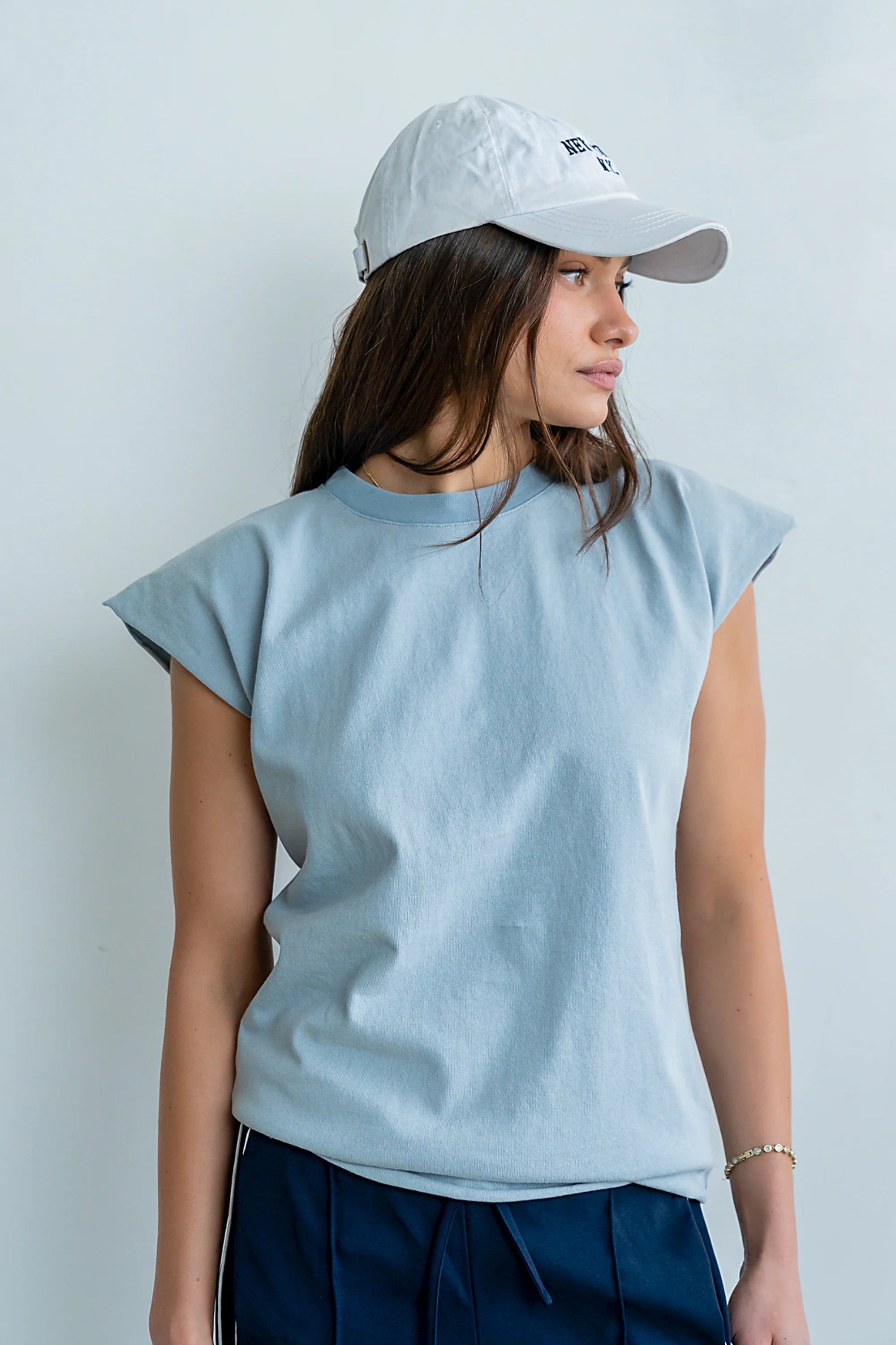 Vinnie Muscle Tee in Blue