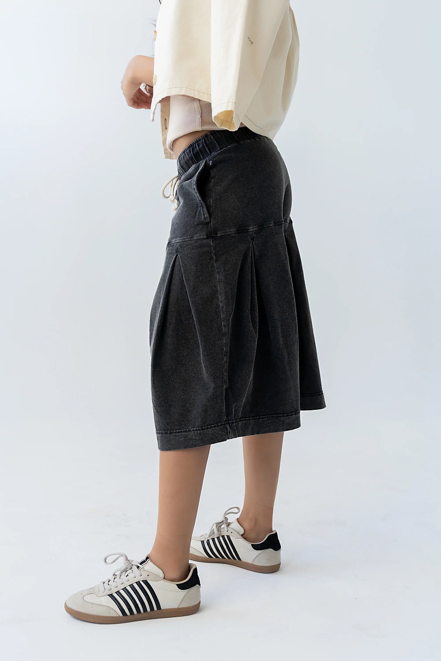 Micha Pleated Shorts in Black