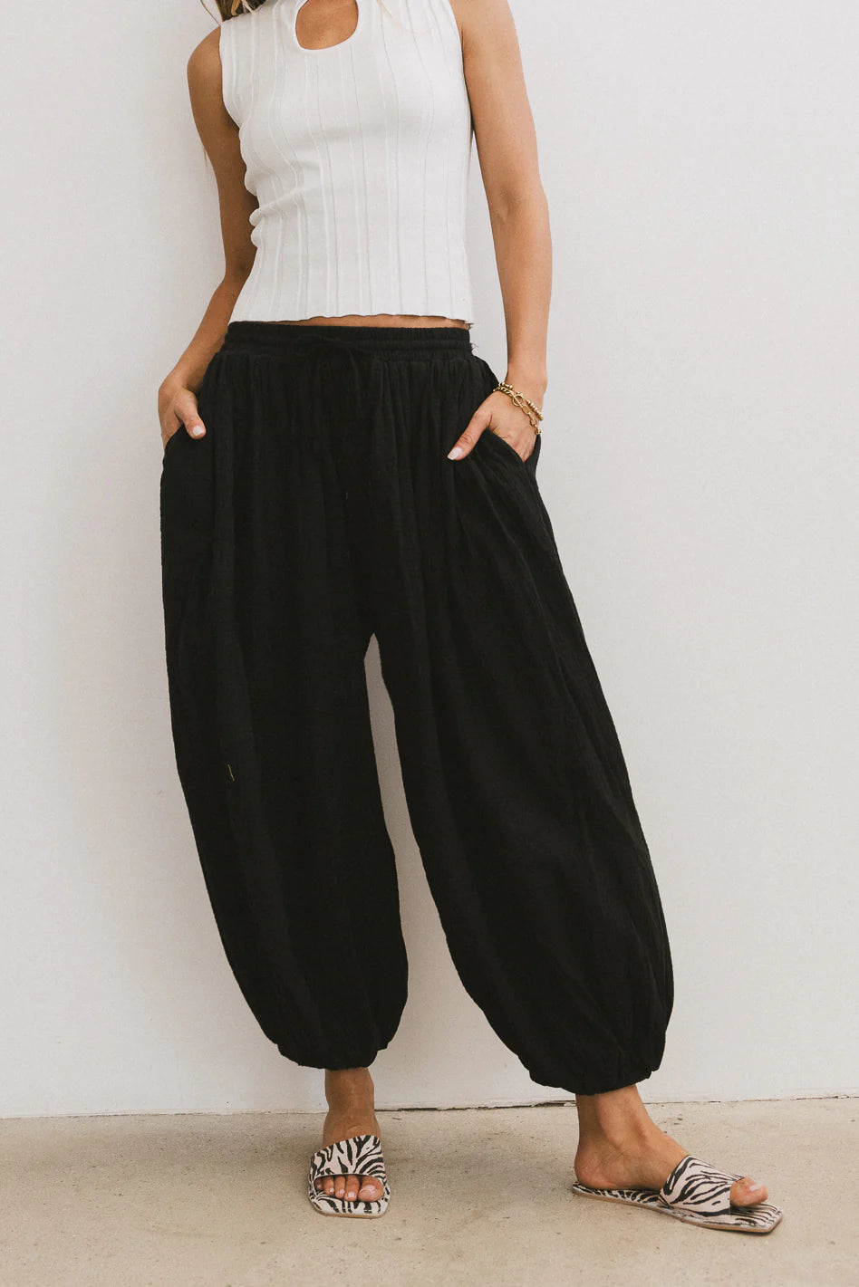 Jalen Loose Joggers in Black FINAL SALE