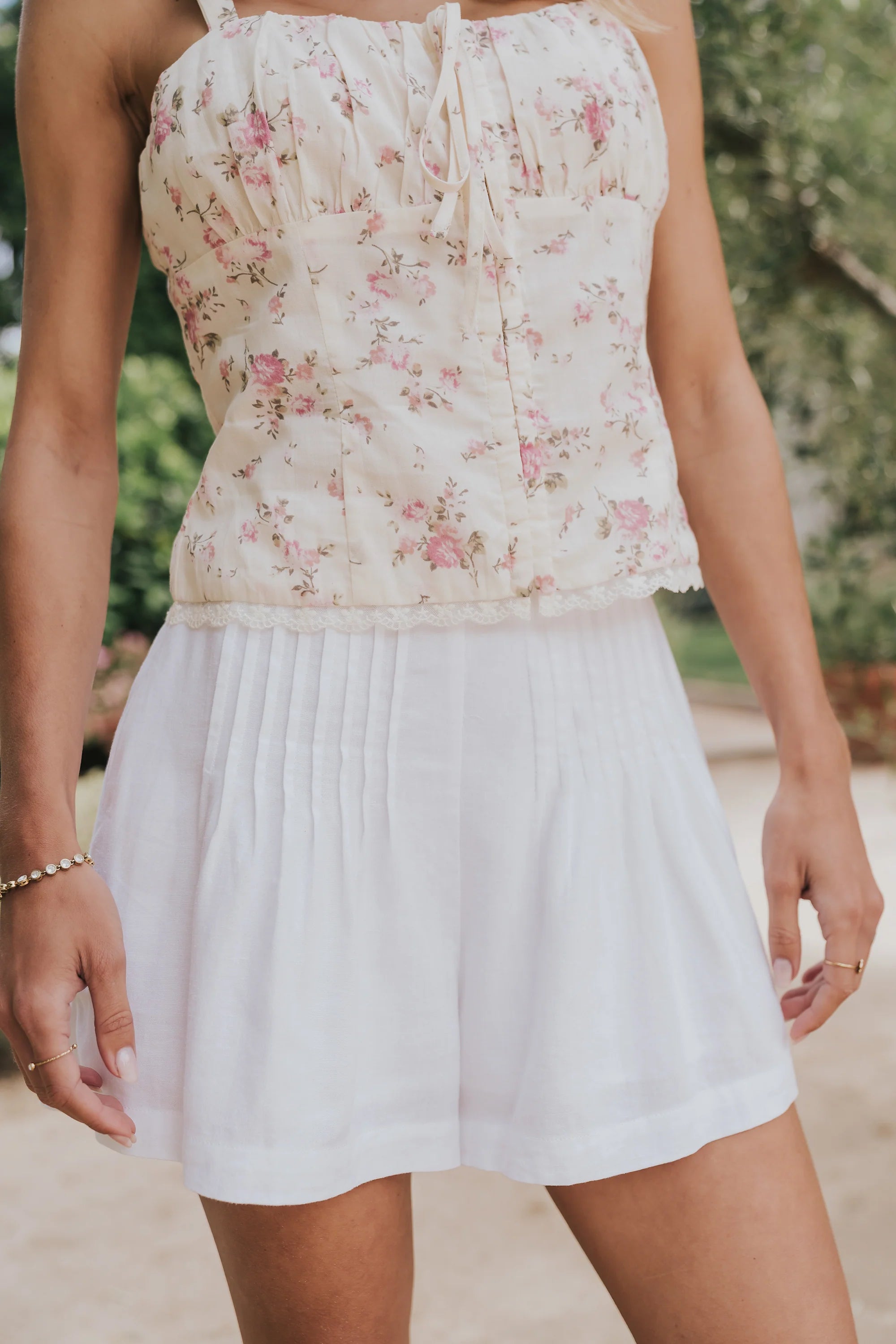 Jenny Pleated Shorts in Ivory