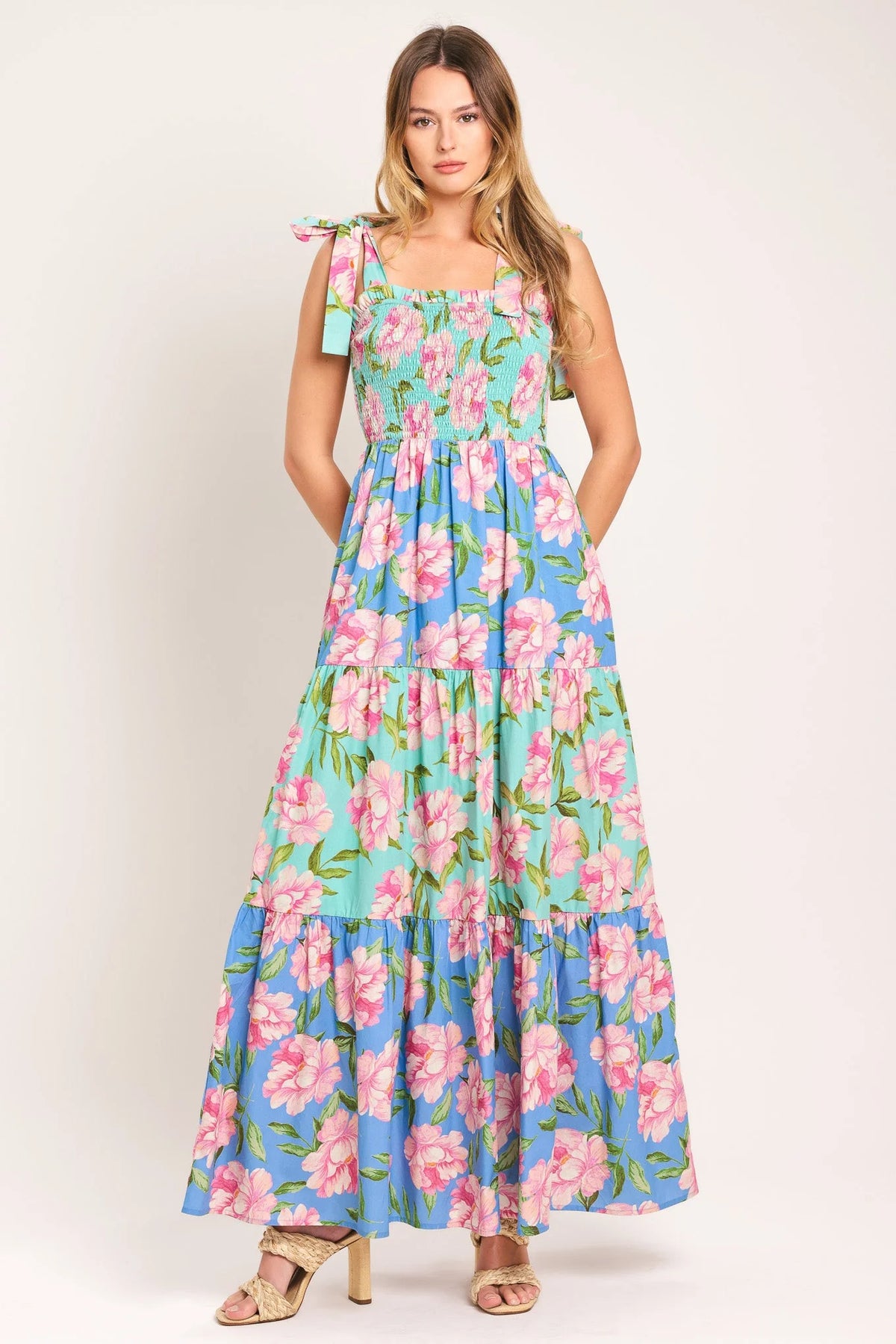 PASTEL GLOW FLORAL MAXI DRESS