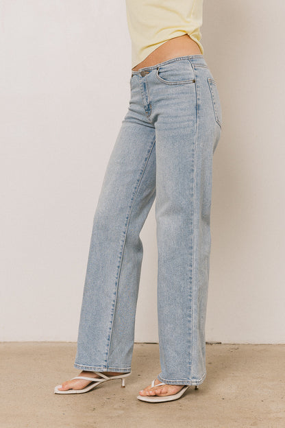 Livy No Waistband Straight Leg Jeans in Light Wash