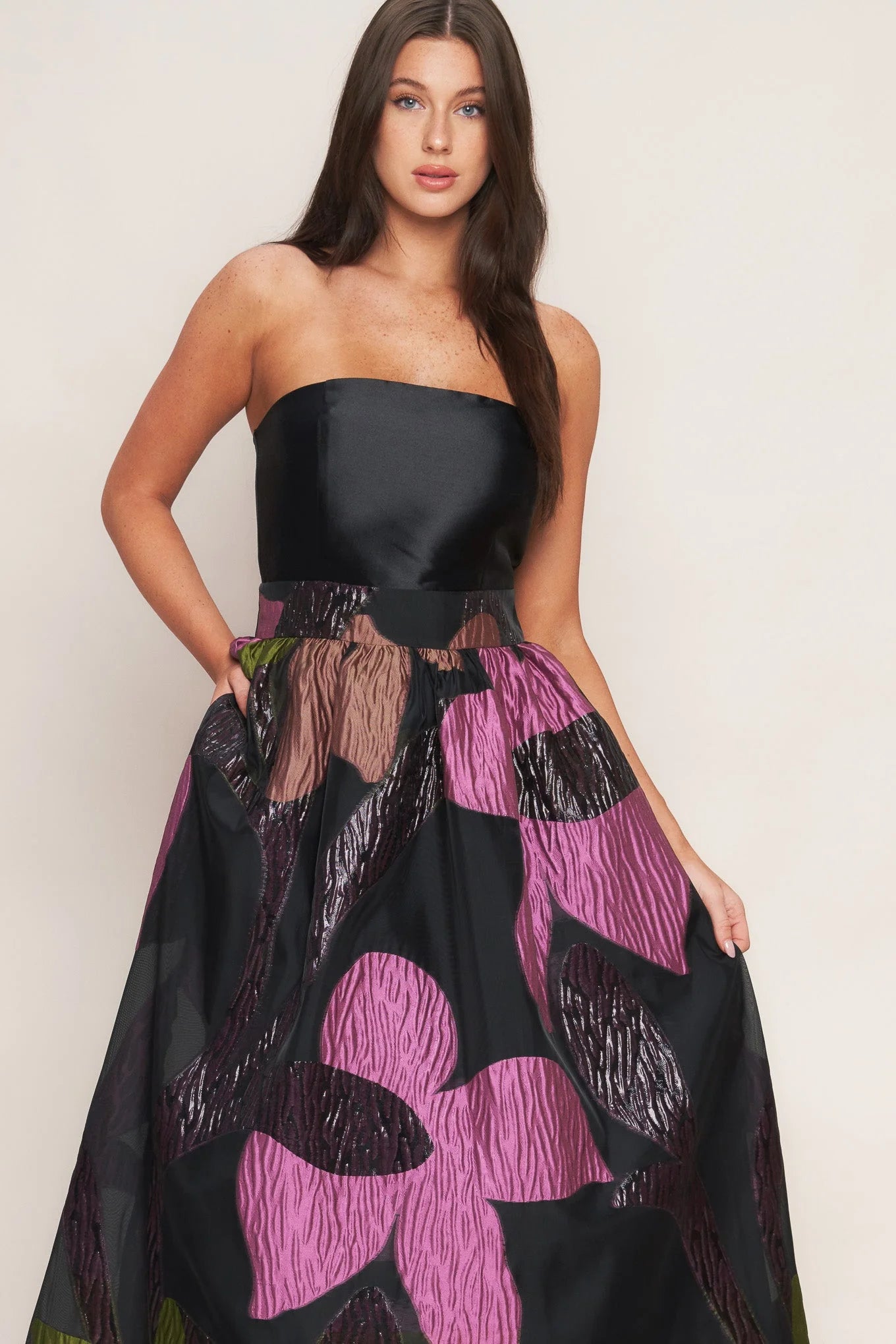 ABSTRACT ROSE BLACK MIDI DRESS
